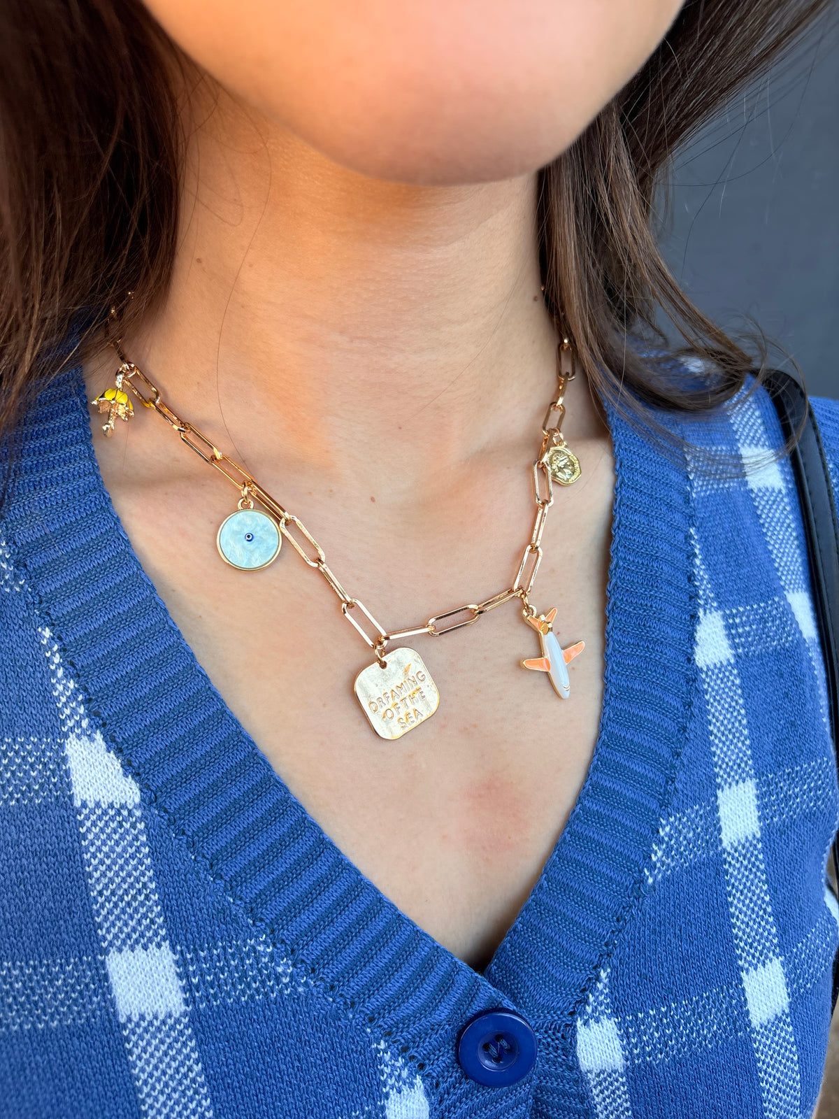 Collar Travel